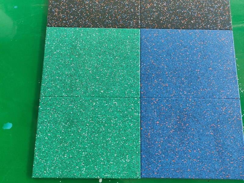 تركيب الأرضيات المطاطية اللاصقة